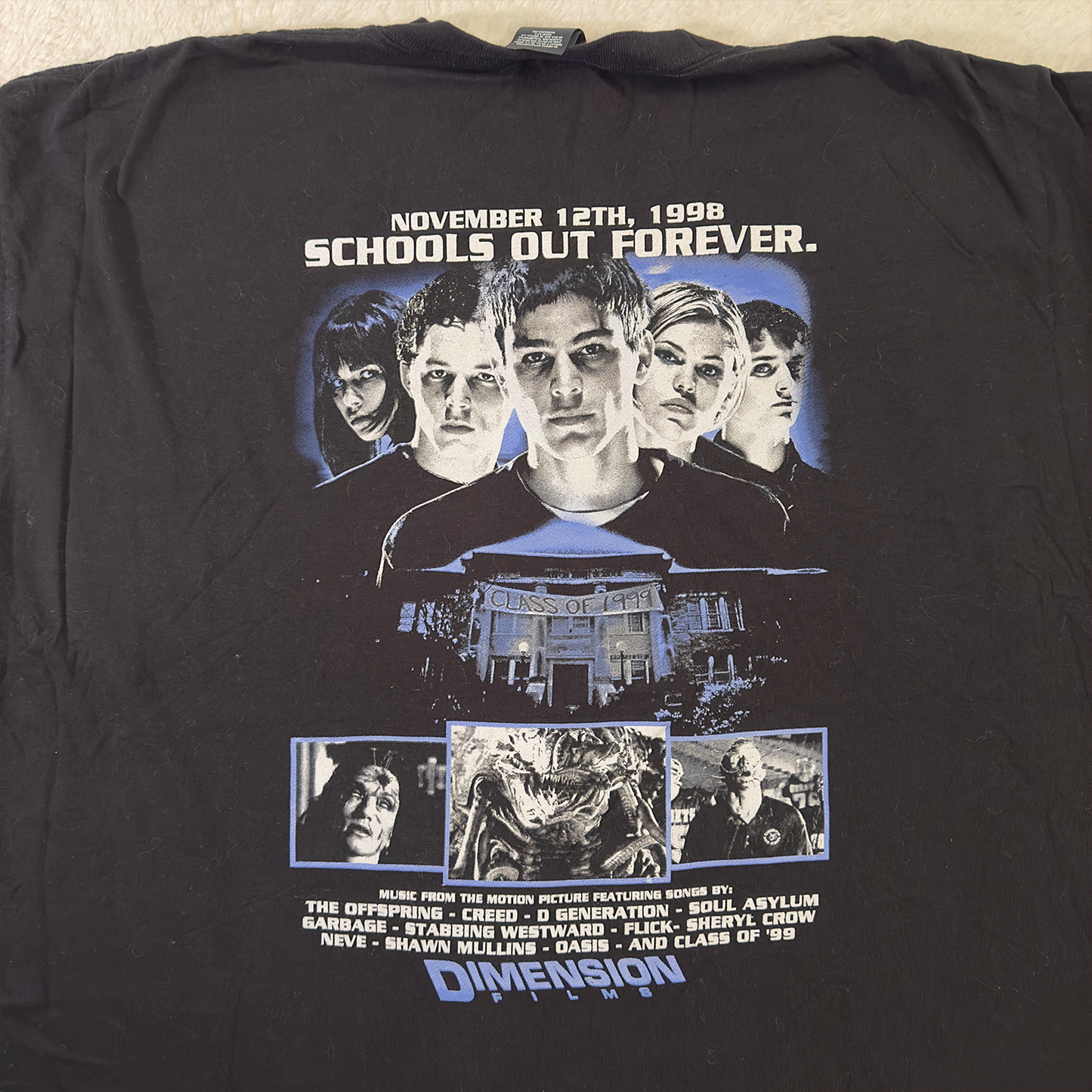 FACULTY • tee