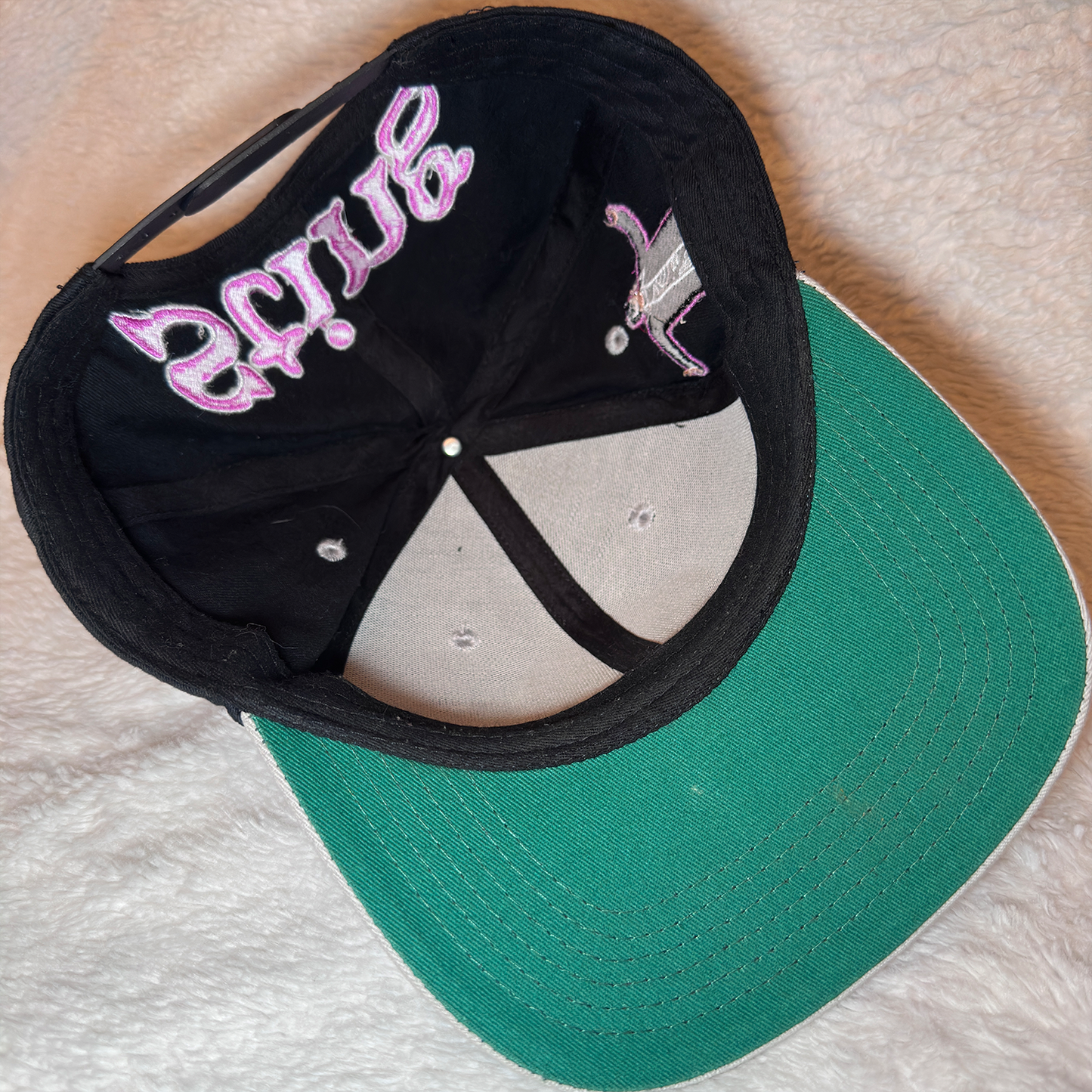 STING BLOCKHEAD • snapback