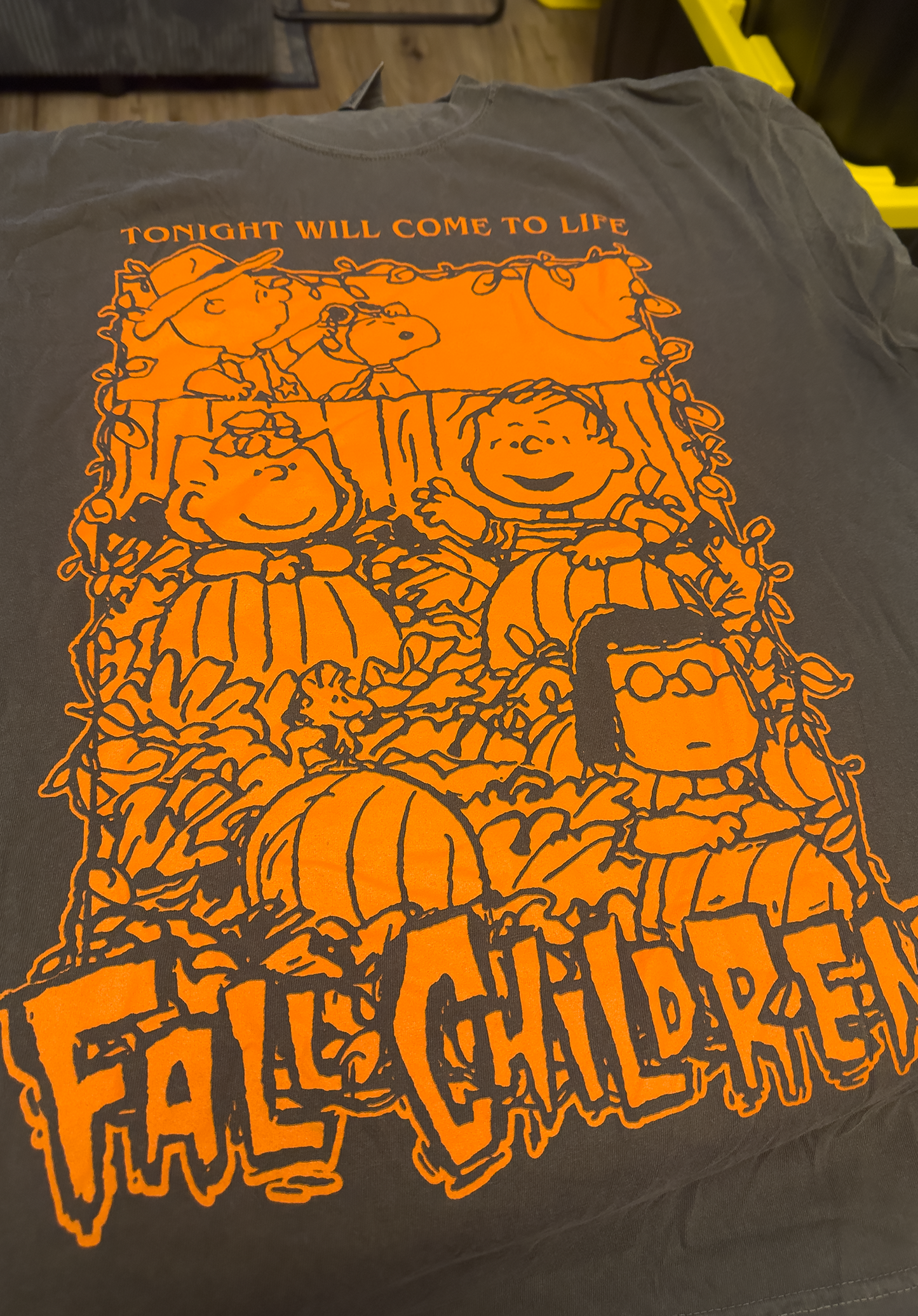 FALL CHILDREN • tee