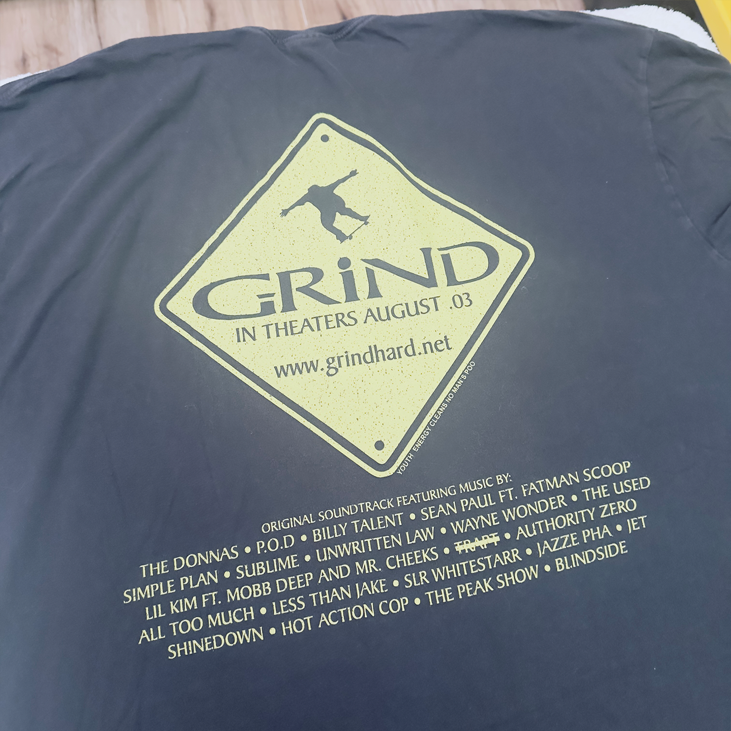 GRIND • tee