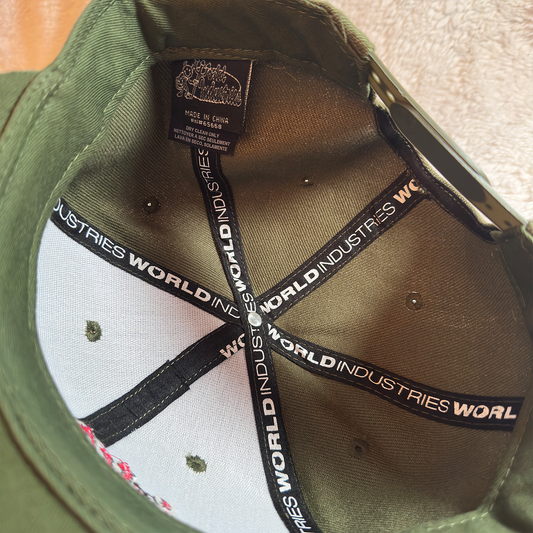 WORLD INDUSTRIES • snapback