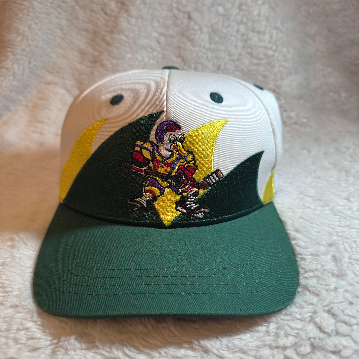 DUCKS SHARKTOOTH • snapback