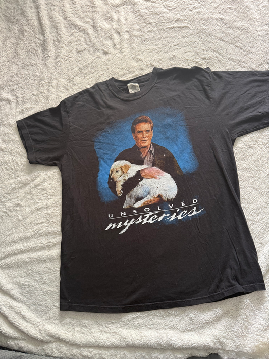 unsolved mysteries - Tee